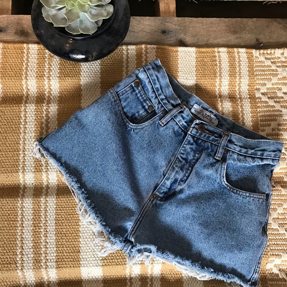 Guess Pants - Vintage Guess cutoff shorts